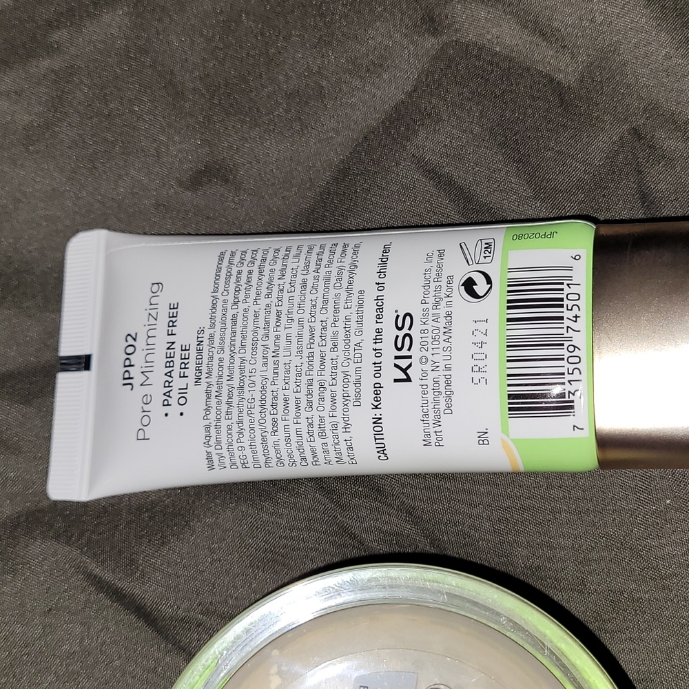 setting powder - Picture 3 of 3